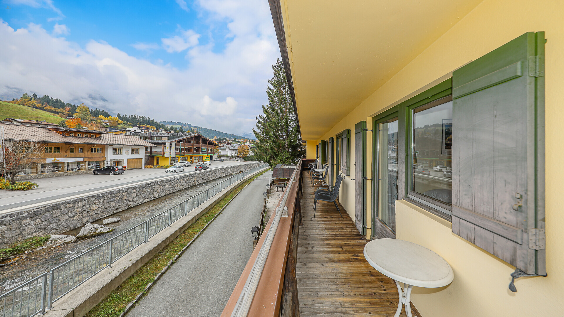 Thumbnail von Großzügiges Hotel in zentraler Lage