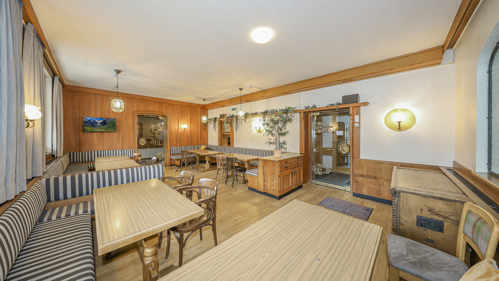 Thumbnail von Großzügiges Hotel in zentraler Lage