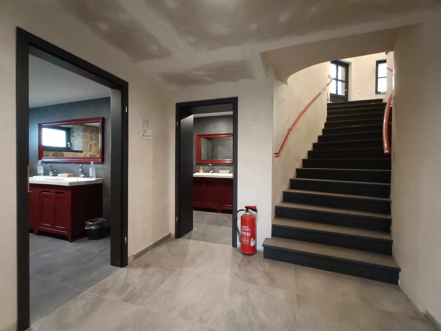 Thumbnail von Attraktive Gewerbeimmobilie mit großem Grundstück als Kapitalanlage oder zur Eigennutzung mit enormem Potential