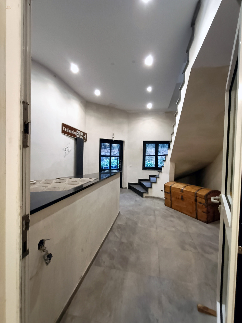 Thumbnail von Attraktive Gewerbeimmobilie mit großem Grundstück als Kapitalanlage oder zur Eigennutzung mit enormem Potential