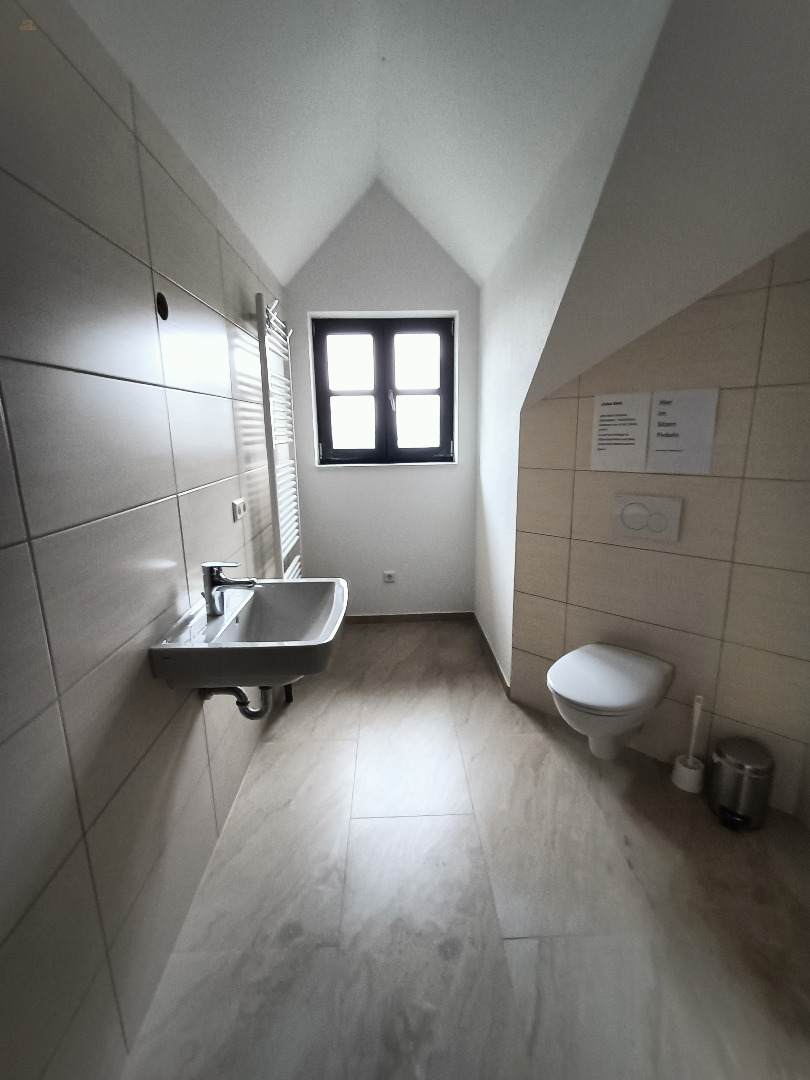 Thumbnail von Attraktive Gewerbeimmobilie mit großem Grundstück als Kapitalanlage oder zur Eigennutzung mit enormem Potential