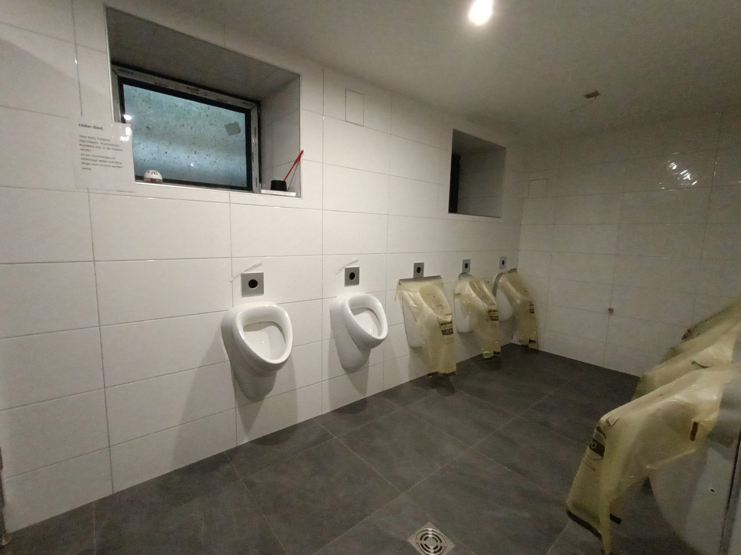 Thumbnail von Attraktive Gewerbeimmobilie mit großem Grundstück als Kapitalanlage oder zur Eigennutzung mit enormem Potential