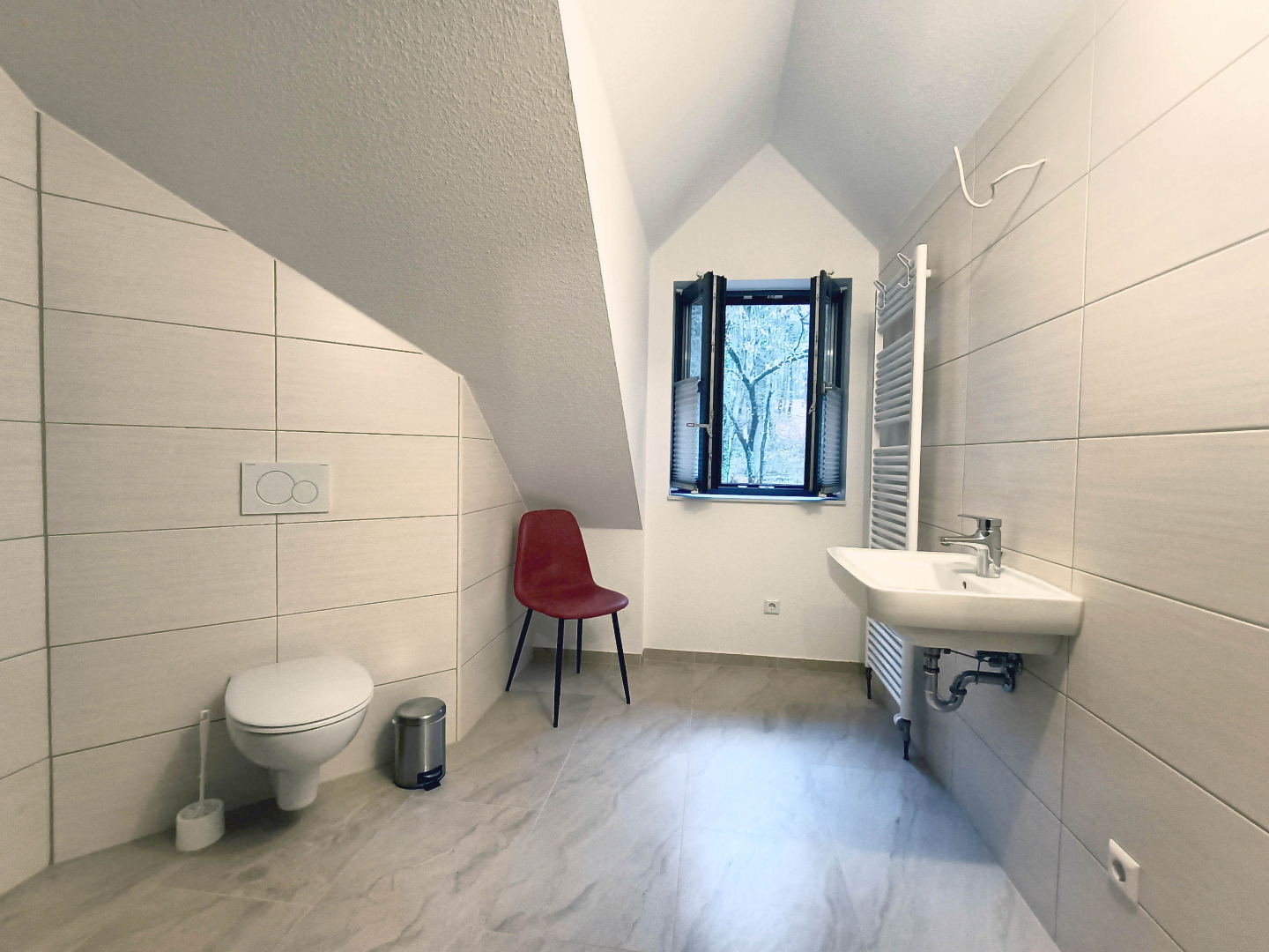 Thumbnail von Attraktive Gewerbeimmobilie mit großem Grundstück als Kapitalanlage oder zur Eigennutzung mit enormem Potential