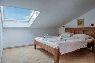 Thumbnail von Dachgeschosswohnung in spektakulärer Lage direkt am Wasser