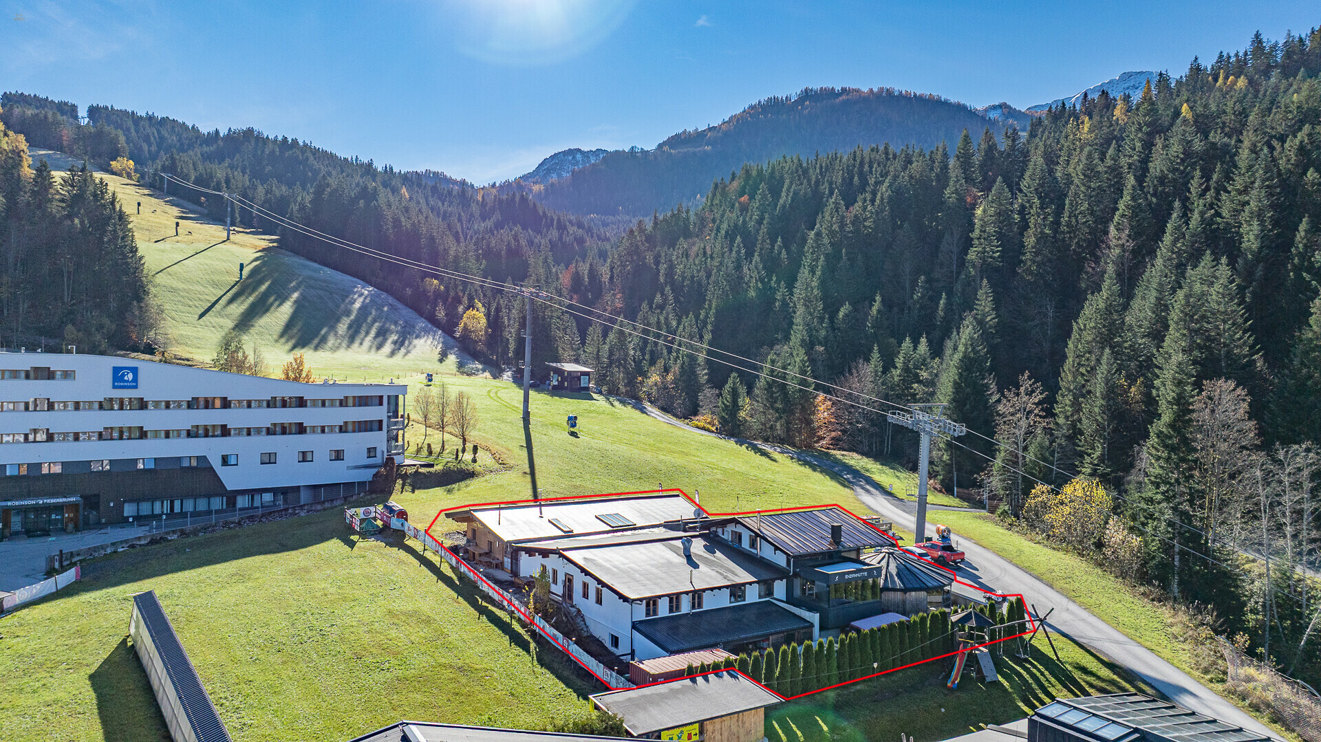 Thumbnail von Exklusiver Après-Ski & Gastgewerbebetrieb in Toplage an der Skipiste