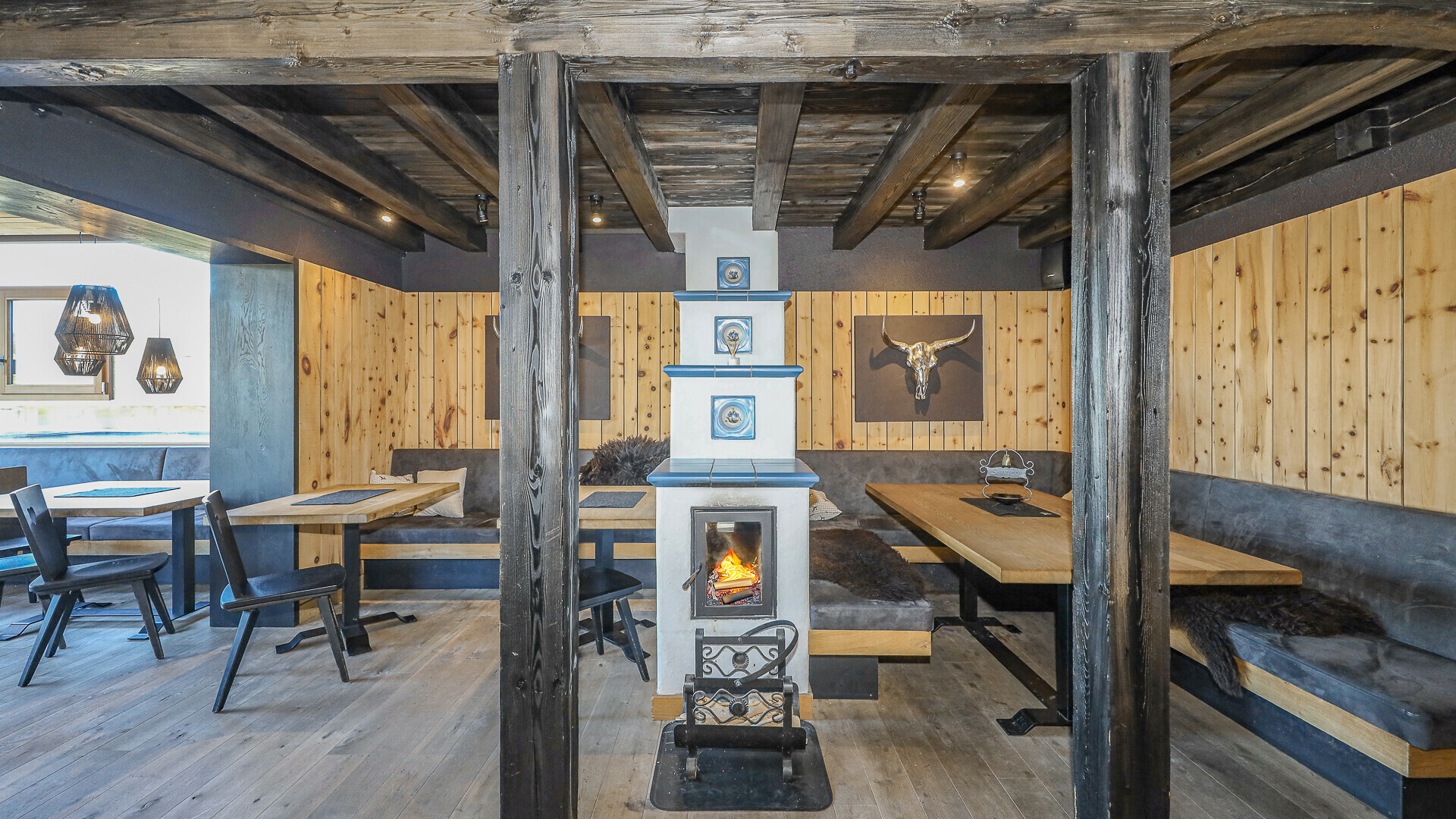 Thumbnail von Exklusiver Après-Ski & Gastgewerbebetrieb in Toplage an der Skipiste