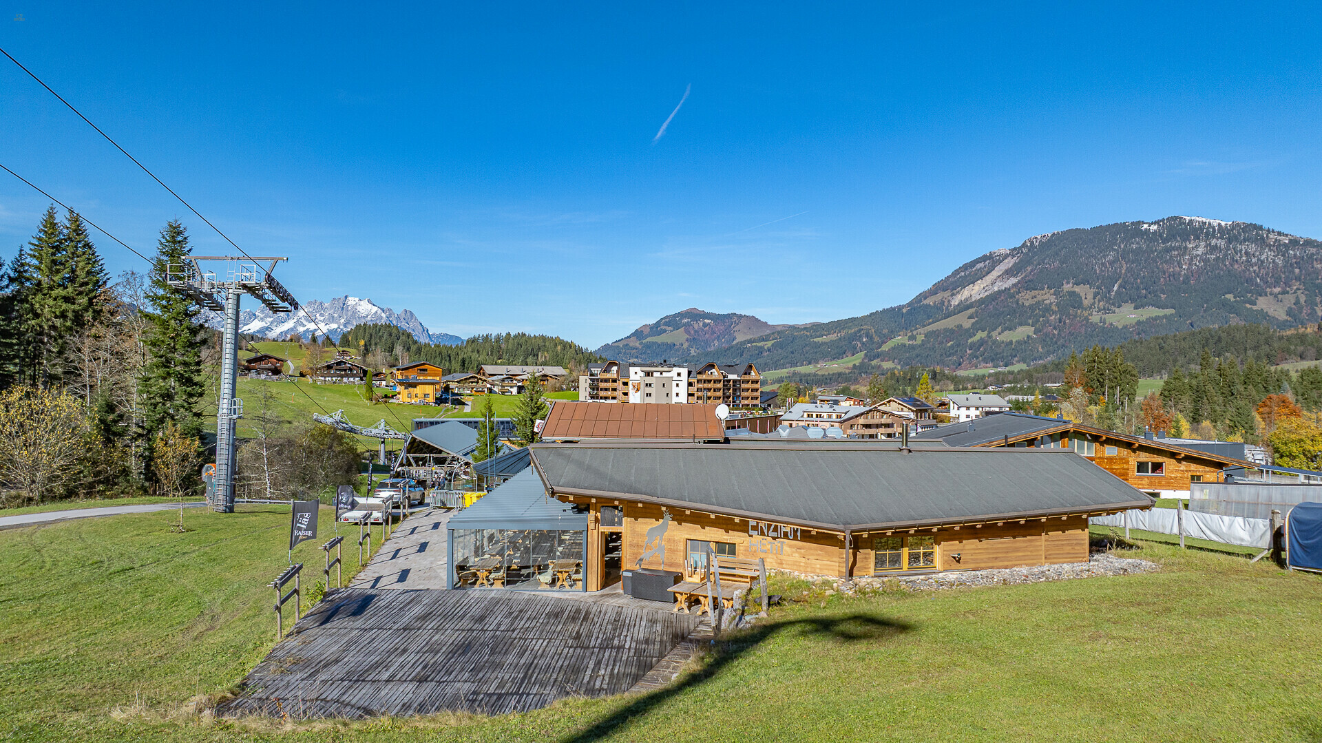 Thumbnail von Exklusiver Après-Ski & Gastgewerbebetrieb in Toplage an der Skipiste