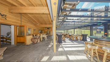 Thumbnail von Эксклюзивный après-ski и гостиничный бизнес в престижном месте у лыжной трассы