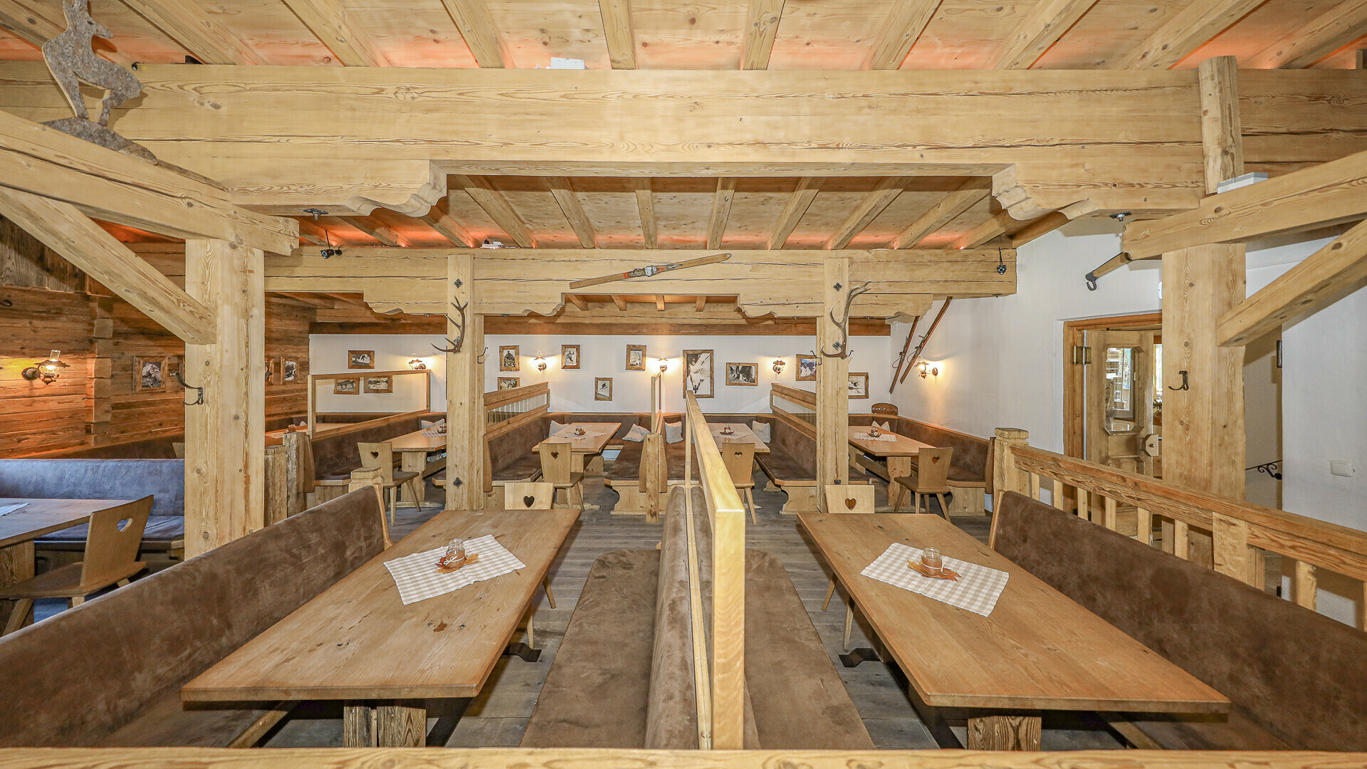 Thumbnail von Exklusiver Après-Ski & Gastgewerbebetrieb in Toplage an der Skipiste