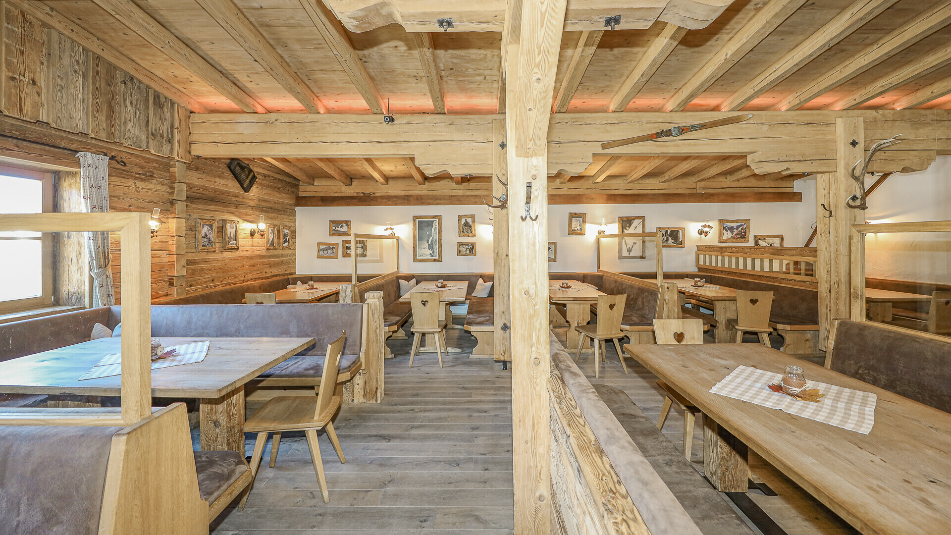 Thumbnail von Exklusiver Après-Ski & Gastgewerbebetrieb in Toplage an der Skipiste