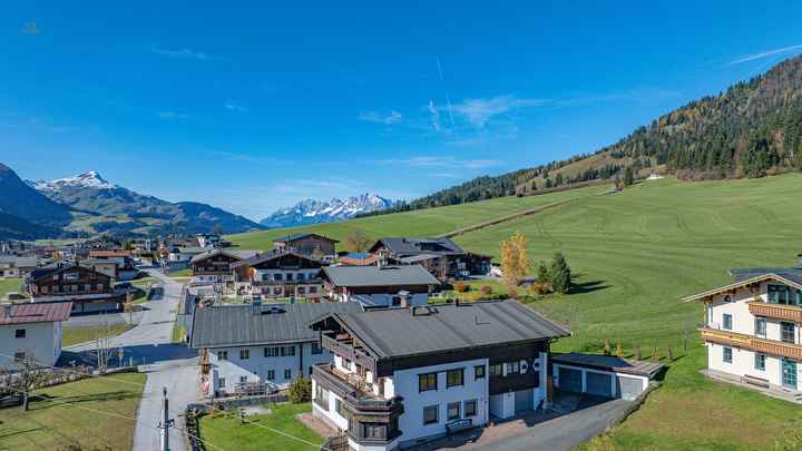 Großzügiges Apartmenthaus mit traumhaftem Ausblick