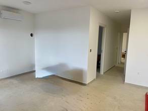 Thumbnail von Neue Erdgeschosswohnung mit Pool