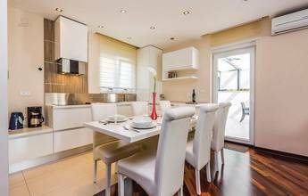 Thumbnail von Wohnung mit Swimmingpool nahe dem Meer