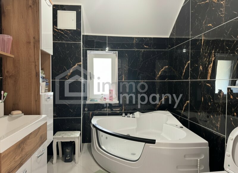 Thumbnail von !! Neuer Preis !! Charmantes Wohnhaus in Neukirchen an der Vöckla.