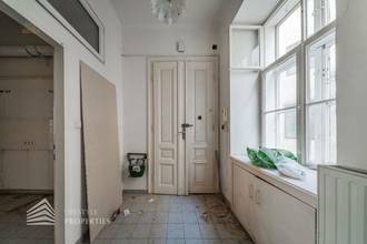 Thumbnail von Helle sanierungsbedürftige Garconniere, Nähe Meiselmarkt