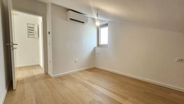 Thumbnail von Moderne Neubauwohnung mit wunderschönem Stadt- und Meerblick