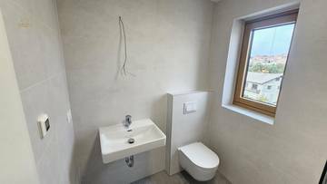 Thumbnail von Moderne Neubauwohnung mit wunderschönem Stadt- und Meerblick