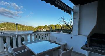 Thumbnail von Kleinerer Bungalow mit wunderschönem Meerblick