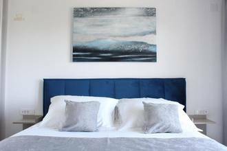 Thumbnail von プールとパノラマ海景色のあるモダンなヴィラ