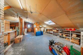 Thumbnail von Großzügiges Familienrefugium in absoluter Ruhelage – charmantes Wohnhaus auf 1.000 m² Traumgrundstück in 1220 Wien