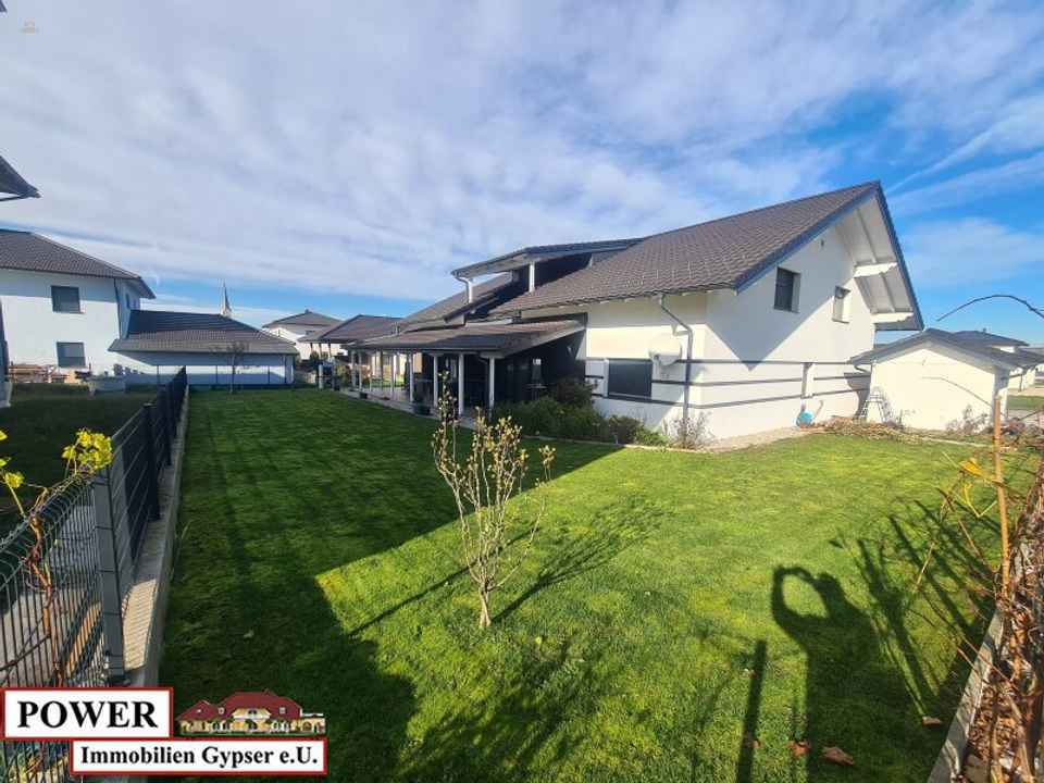 Современные 4-комнатные квартиры в красивом тихом районе!