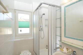 Thumbnail von Zwei-Raum-Wohnung mit Westbalkon in zentraler Lage