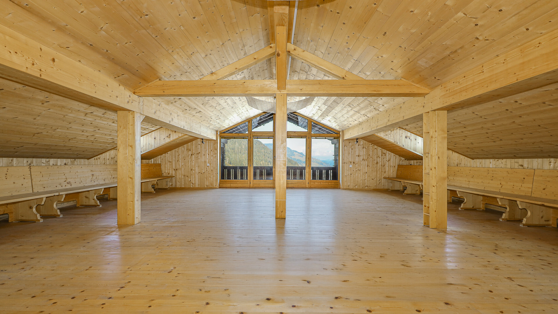 Thumbnail von インスブルックとキッツビュールの間に位置する、最大級の私設保護施設の一つを備えた邸宅