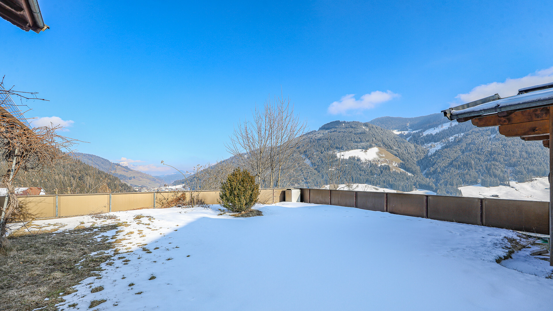 Thumbnail von インスブルックとキッツビュールの間に位置する、最大級の私設保護施設の一つを備えた邸宅