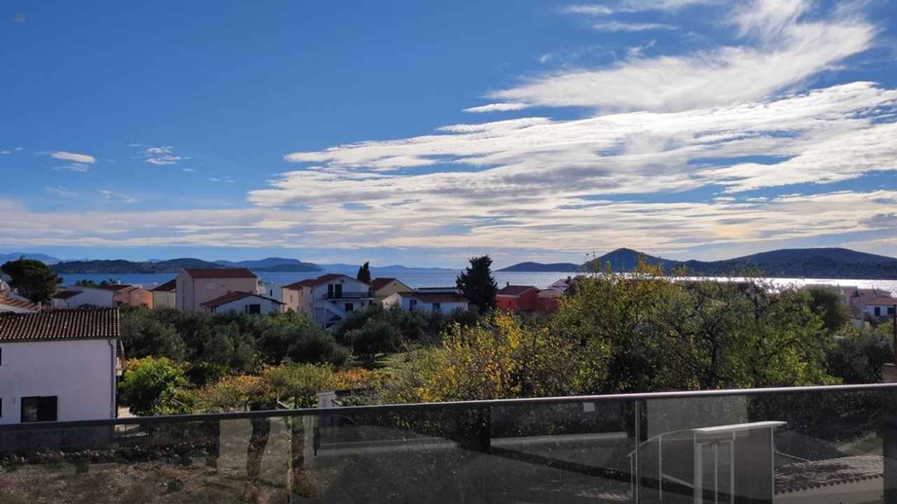 Moderne Neubau-Appartements mit schönem Blick auf das Meer