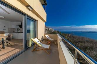 Thumbnail von Moderne Maisonettewohnung mit Panorama-Meerblick