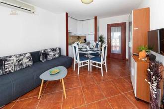 Thumbnail von Doppelhaushälfte mit drei Wohnungen in bevorzugter Lage