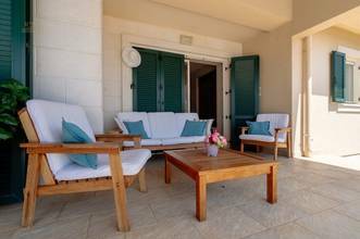 Thumbnail von Mediterrane mit Swimmingpool nahe dem Meer