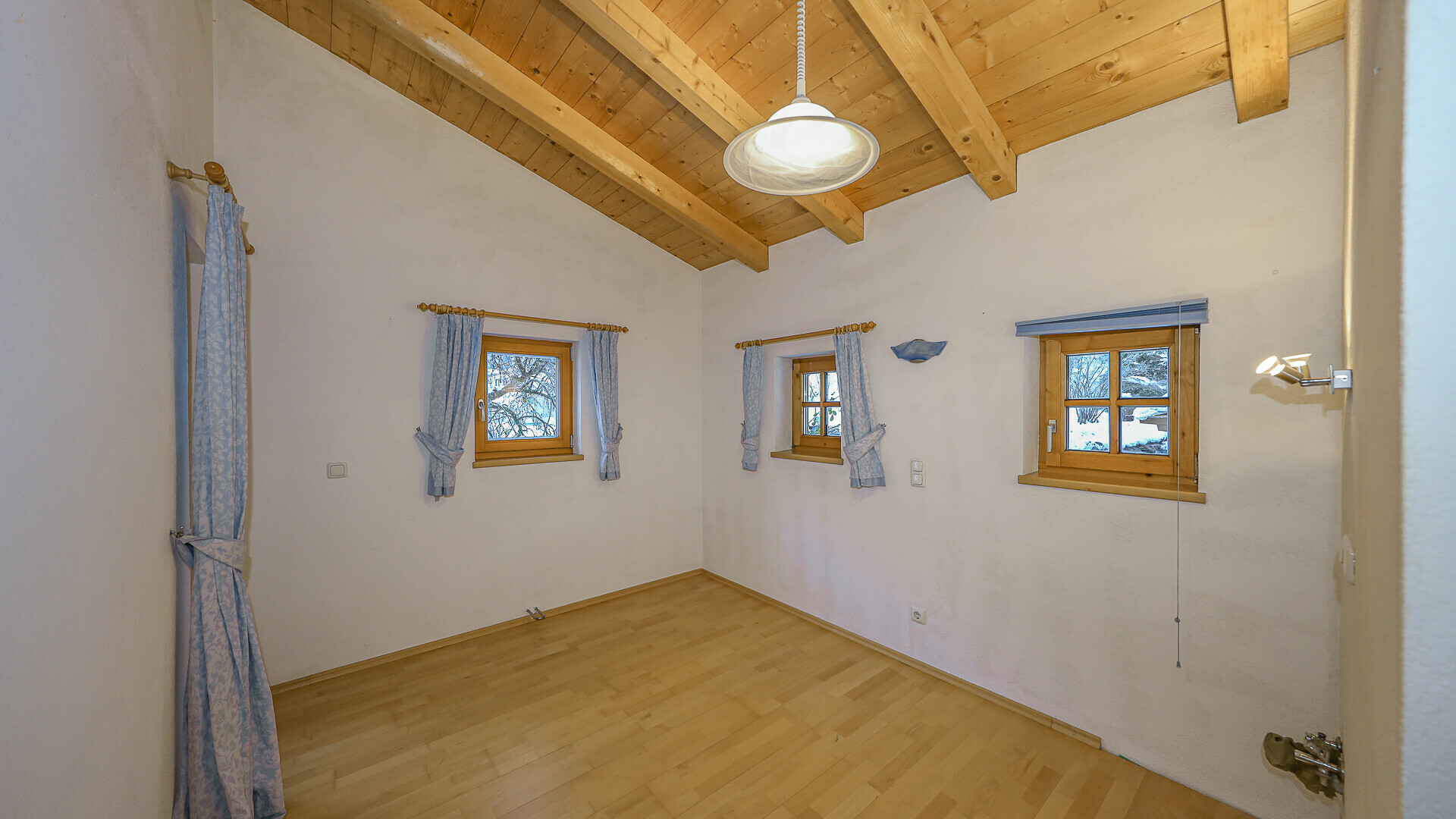 Thumbnail von Tirolerhaus mit über 3.800 m² Grund in idyllischer Ruhelage