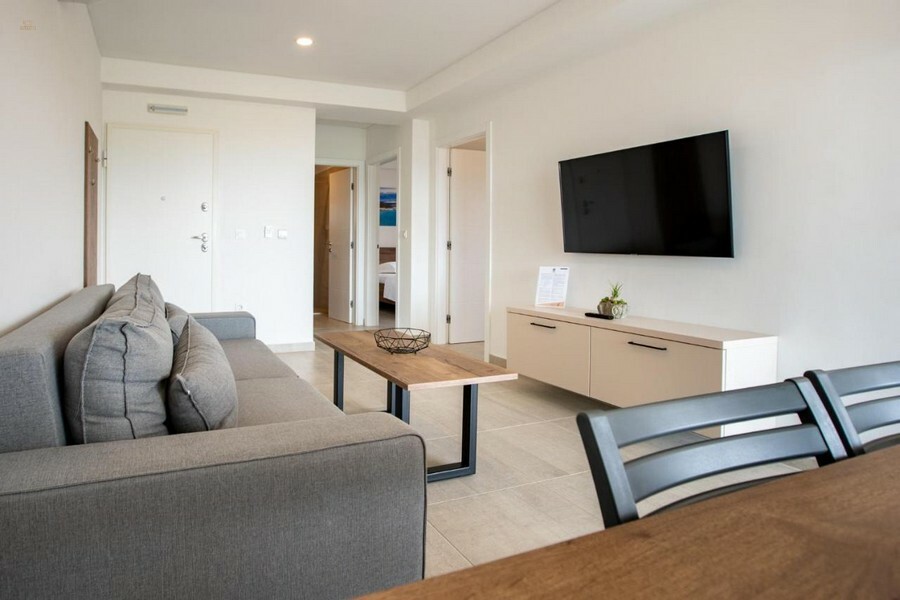 Thumbnail von Attraktive Villa mit 6 Appartements, Pool und Meerblick