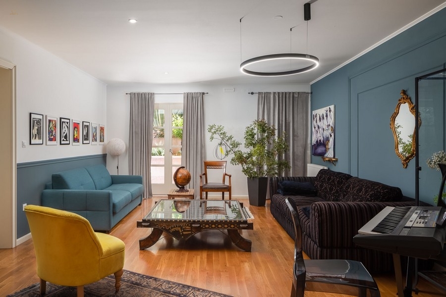 Thumbnail von Villa mit Swimmingpool und Meerblick