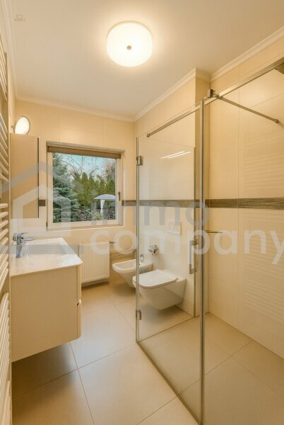 Thumbnail von Luxusvilla mit Pool & Smart Home in Bestlage Bruckhaufen | Nähe UNO City, Donaupark & VIS