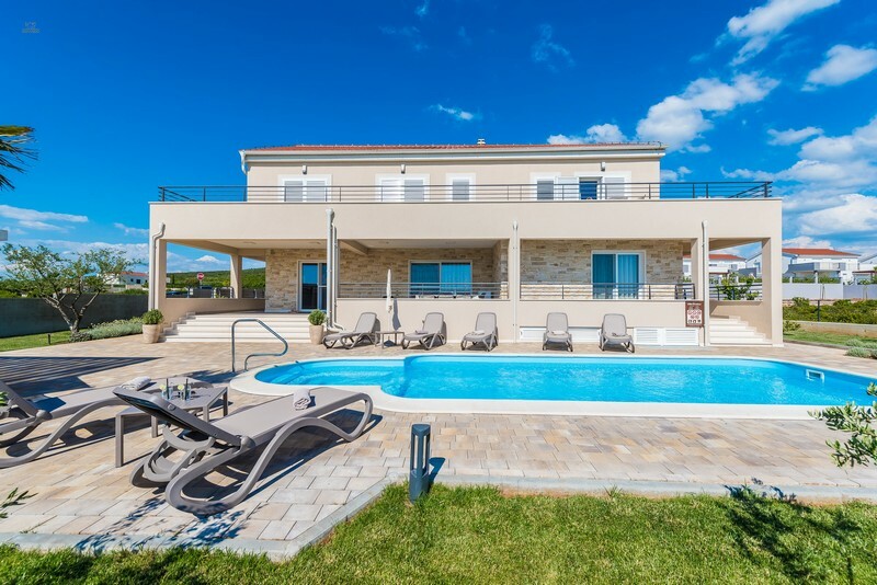 Attraktive Villa mit Pool in ruhiger Lage bei Sukosan in der Region Zadar