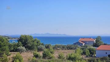 Thumbnail von Moderne Villa mit Pool und Dachterrasse
