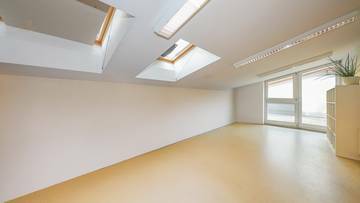 Thumbnail von Flexibel nutzbare Einheit mit genehmigtem Umbau – klare Perspektive