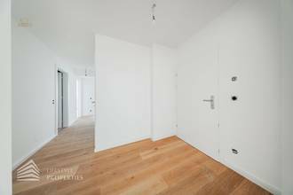 Thumbnail von Heller 4-Zimmer Erstbezug mit Balkon, Nähe Kutschkermarkt