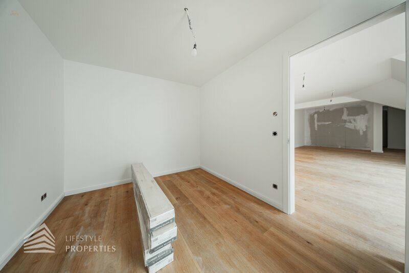 Thumbnail von Heller 4-Zimmer Erstbezug mit Balkon, Nähe Kutschkermarkt