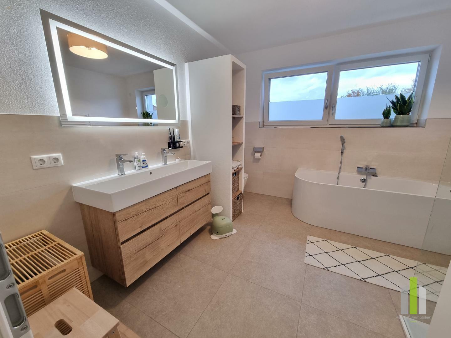 Thumbnail von Exklusives Neubauprojekt: Moderne Doppelhaushälften mit Carport in attraktiver Lage