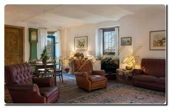 Thumbnail von Großes, vom Grün umgebenes Bauernhaus mit riesigem Grundstück in Murazzano