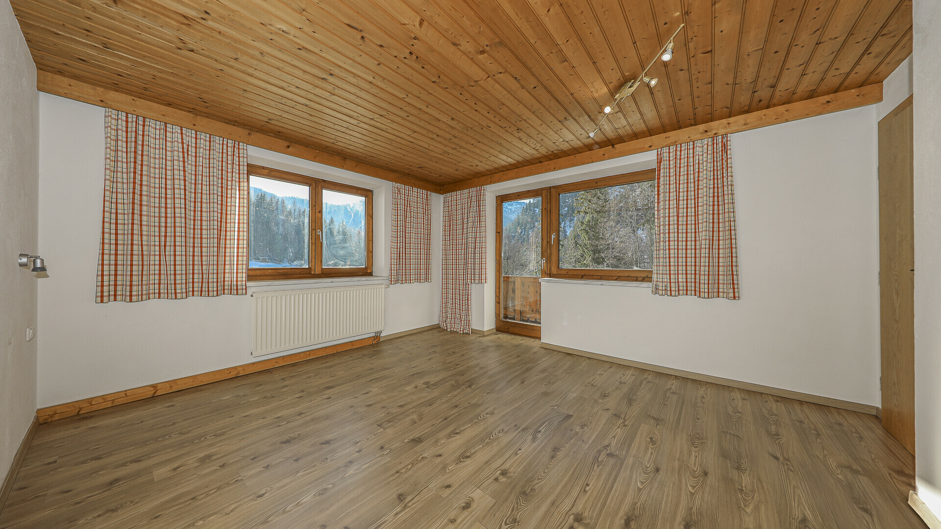 Thumbnail von Bauernhaus mit Freizeitwohnsitz in idyllischer Ruhelage