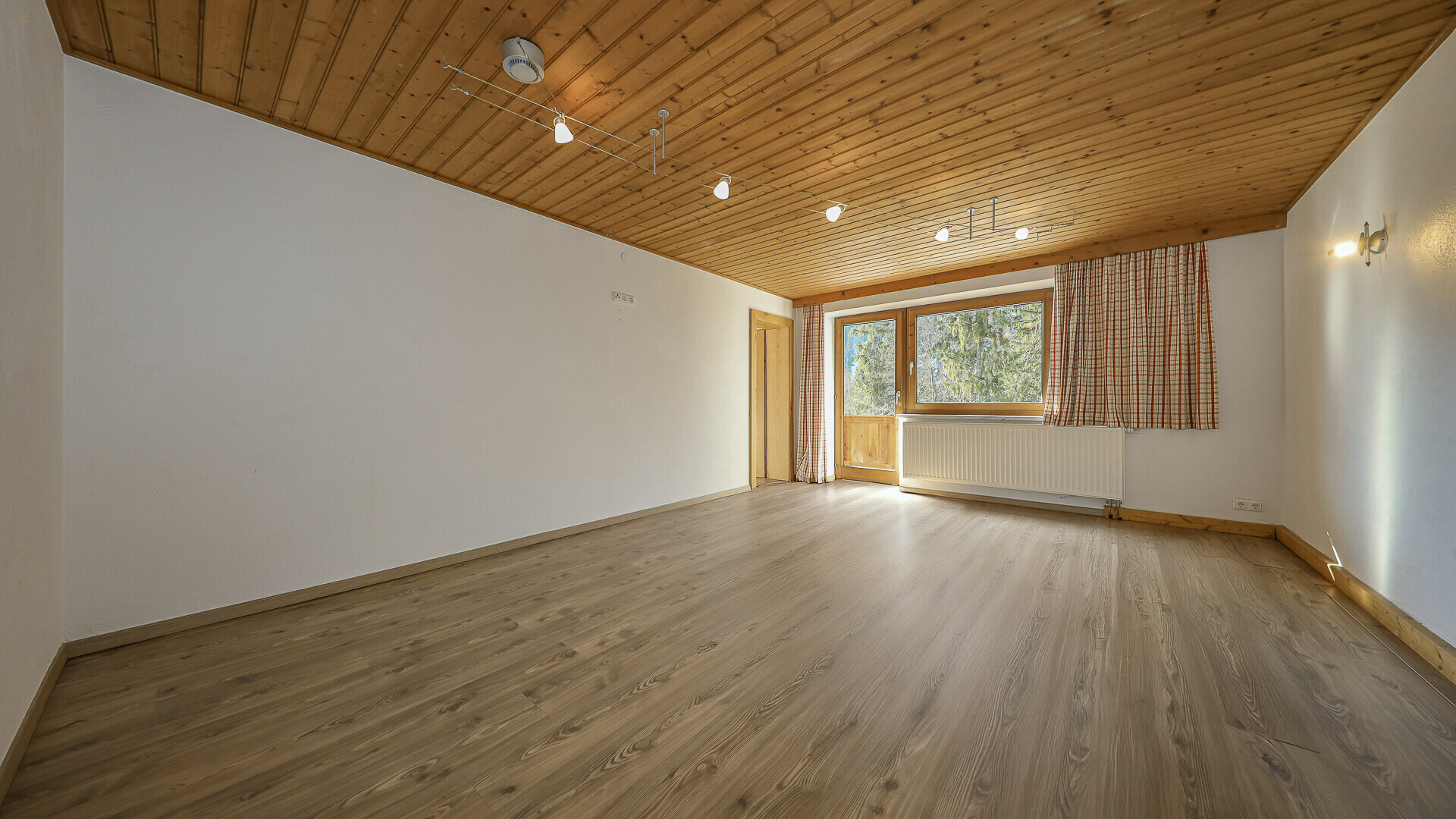 Thumbnail von Bauernhaus mit Freizeitwohnsitz in idyllischer Ruhelage