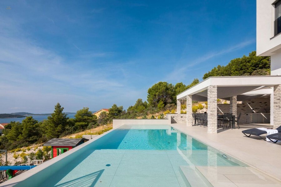 Thumbnail von Moderne Villa mit Infinity-Pool und Panorama-Meerblick, Region Sibenik
