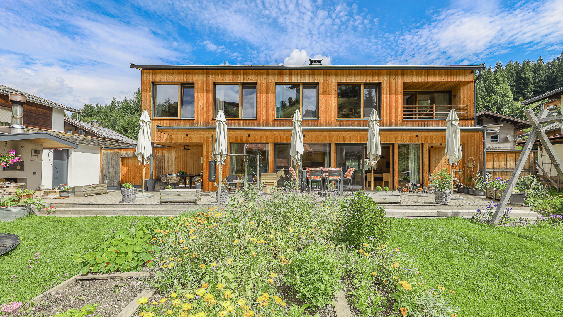 Thumbnail von Modernes & exklusives Einfamilienhaus in zentraler Lage