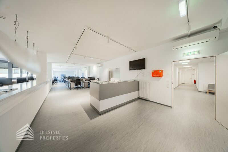 Thumbnail von Attraktives 10-Zimmer Büro/Praxis Nähe Enkplatz