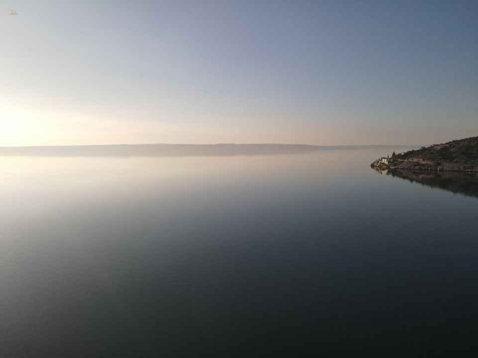 Haus zum Wiederaufbau - direkt am Meer