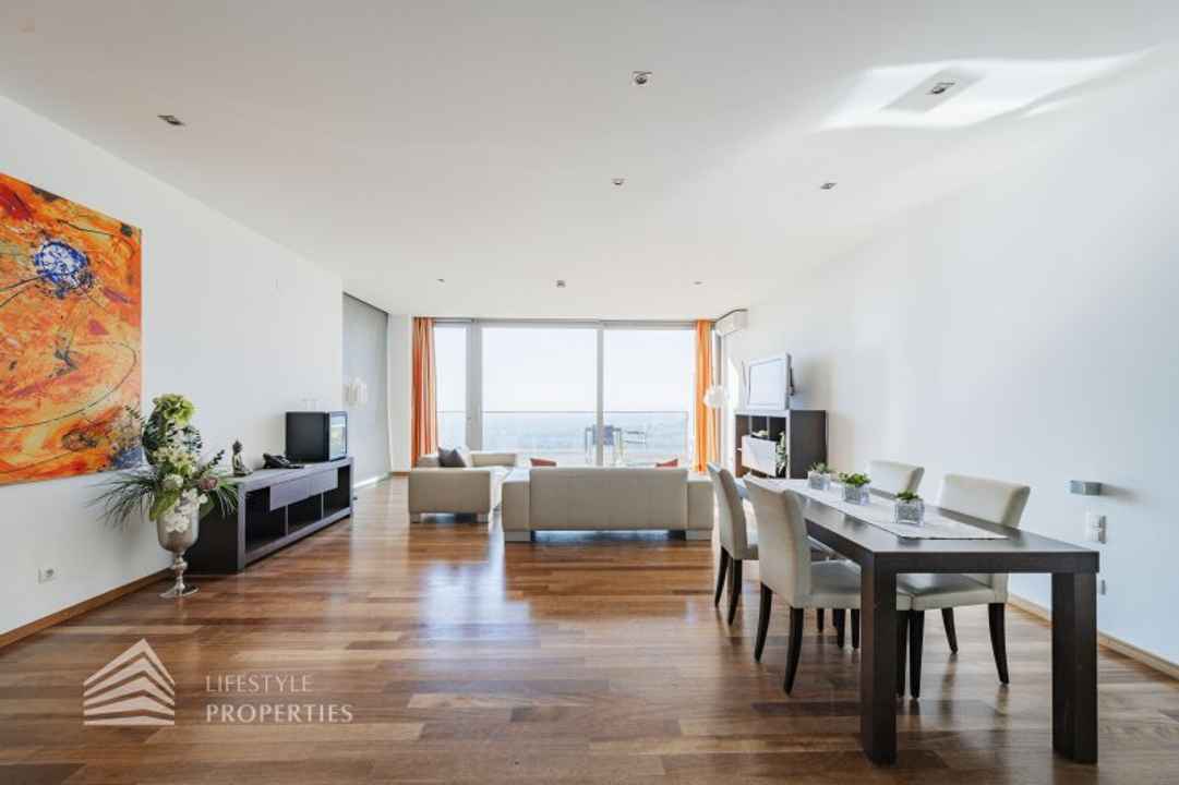 Vista unica su Vienna! Monolocale con terrazza al Kahlenberg